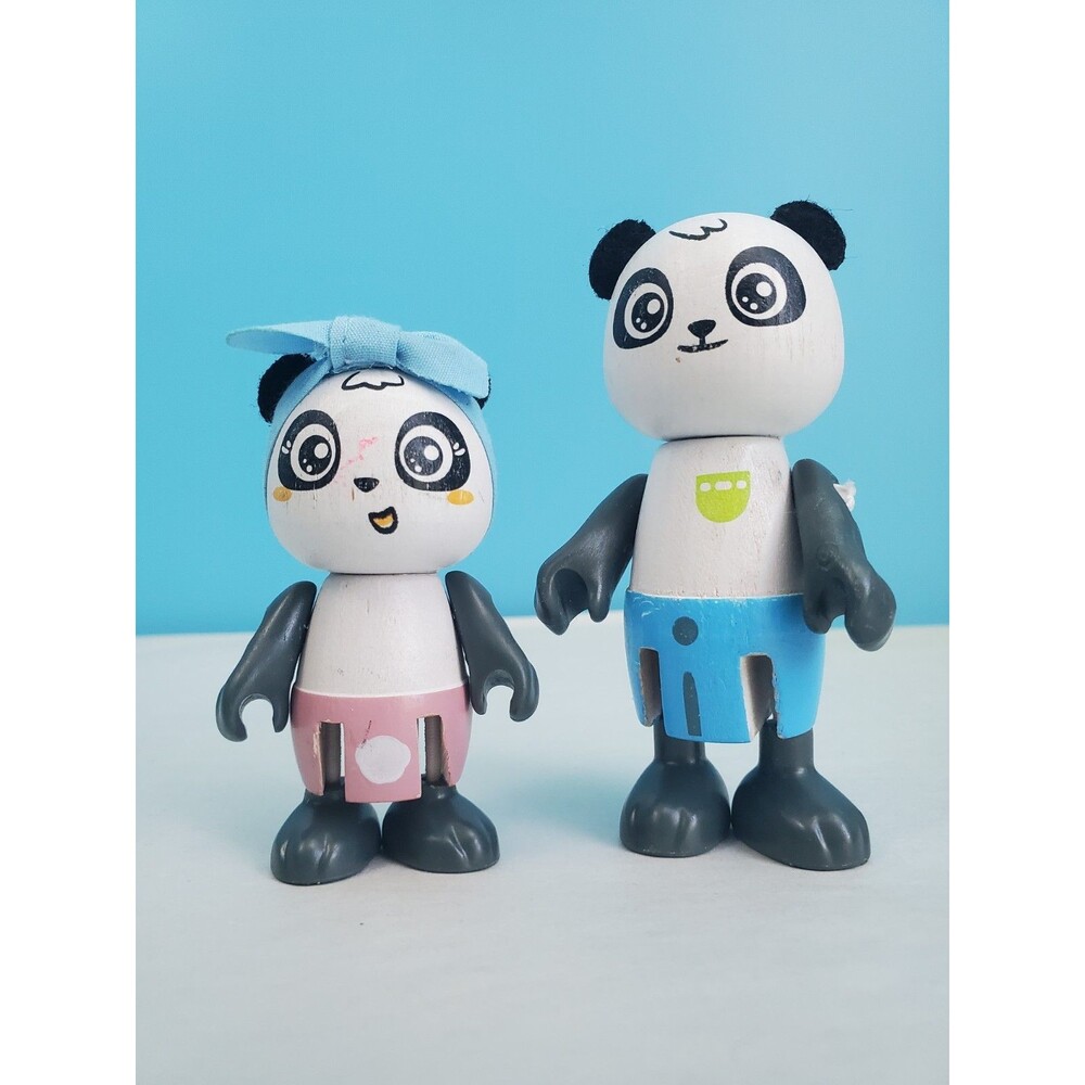 Hape Green Planet Explorers Panda Family Figures Sam & Pam Articulated Wooden...